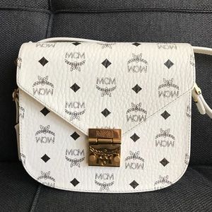 MCM Small Patricia In Visetos